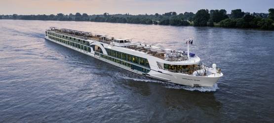 Upoznajte AMADEUS brodove iznutra! Vodimo vas korak po korak kroz unutrašnjost broda