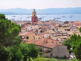 Azurna obala sa St. Tropezom
