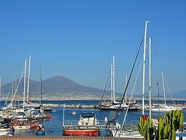 Italia Napolitana, direktan let iz Dubrovnika