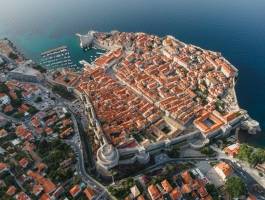 Dubrovnik Nova godina avionom iz Zagreba