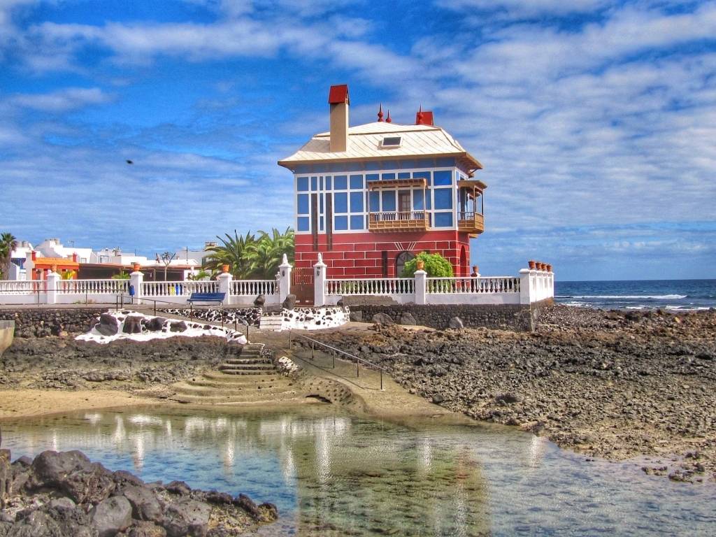 Kanarski otoci - Lanzerote i  Fuerteventura 2027.